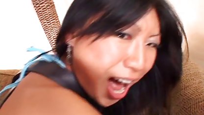 Di depan mandi rumah di sex jepang mama jalan Part 2
