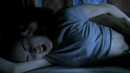Kush mengambil penis besar jauh di dalam vaginanya, itu mom japan bokep buruk untuk anak-anak.
