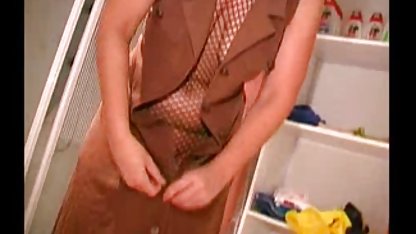 Ibu tiri berubah dengan suhu bokep jepang pembantu hot Krissy Lee Batu